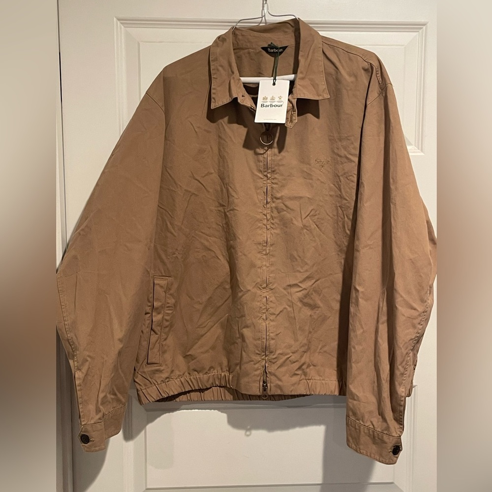Barbour Men’s Essential Windbreaker